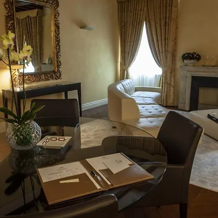 호텔 Rua Frati 48 In San Francesco 5*
