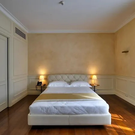 Rua Frati 48 In San Francesco 호텔 5*