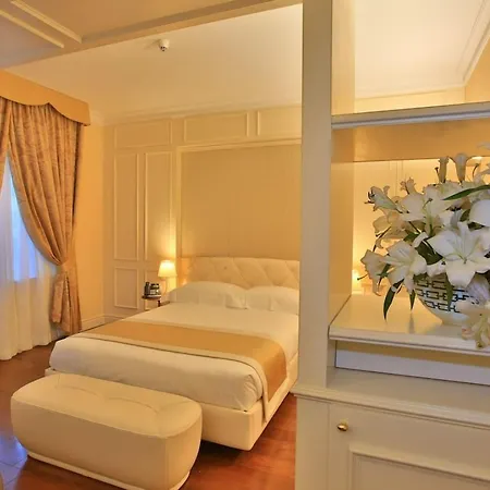 Rua Frati 48 In San Francesco 5*