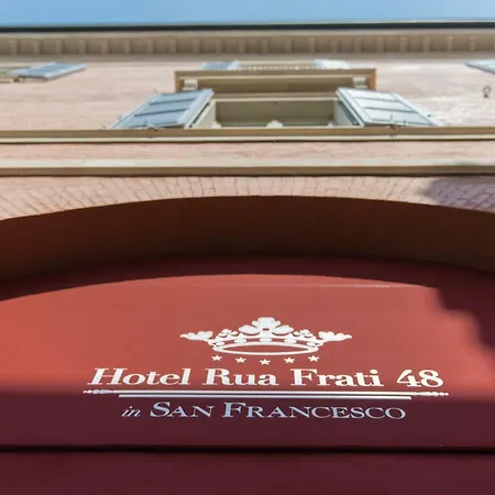 Rua Frati 48 In San Francesco 5*