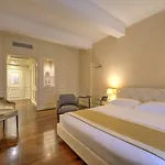 Rua Frati 48 In San Francesco Hotel 5*