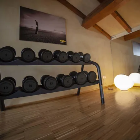 Rua Frati 48 In San Francesco モデナ