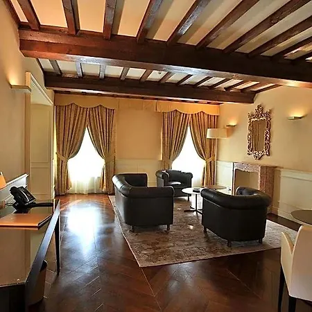 Rua Frati 48 In San Francesco 5*