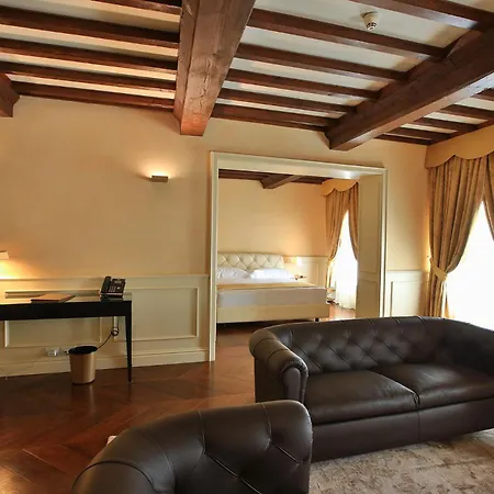 Hotel Rua Frati 48 In San Francesco