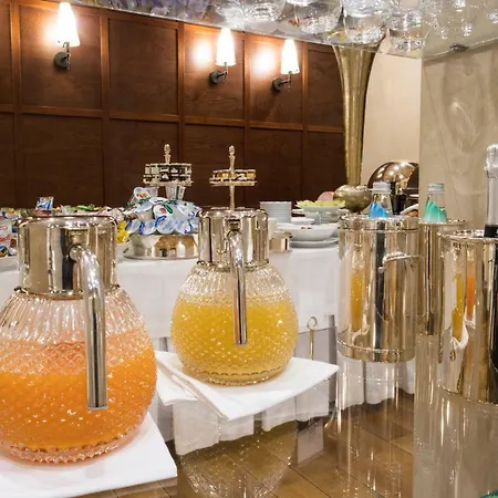 Rua Frati 48 In San Francesco Otel 5*