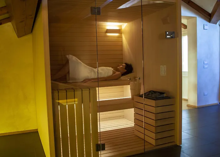 Hotel Rua Frati 48 In San Francesco Modena