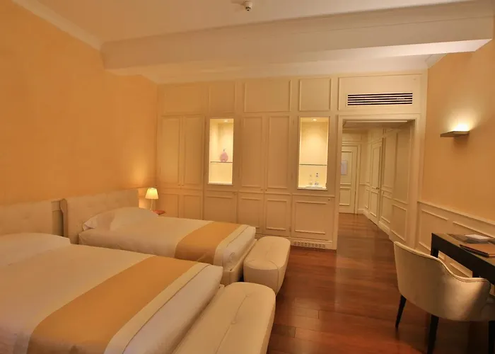 Rua Frati 48 In San Francesco Hotel Modena